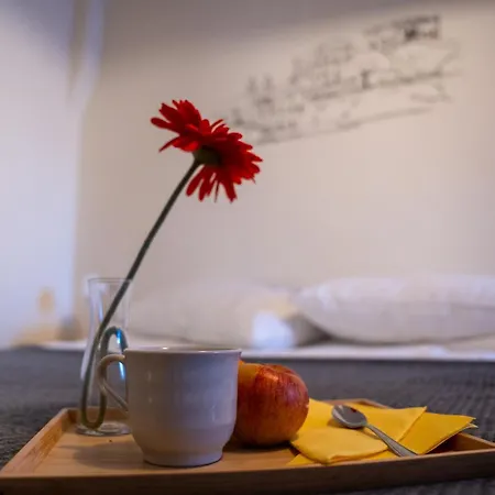 Casa Petra Apartment *